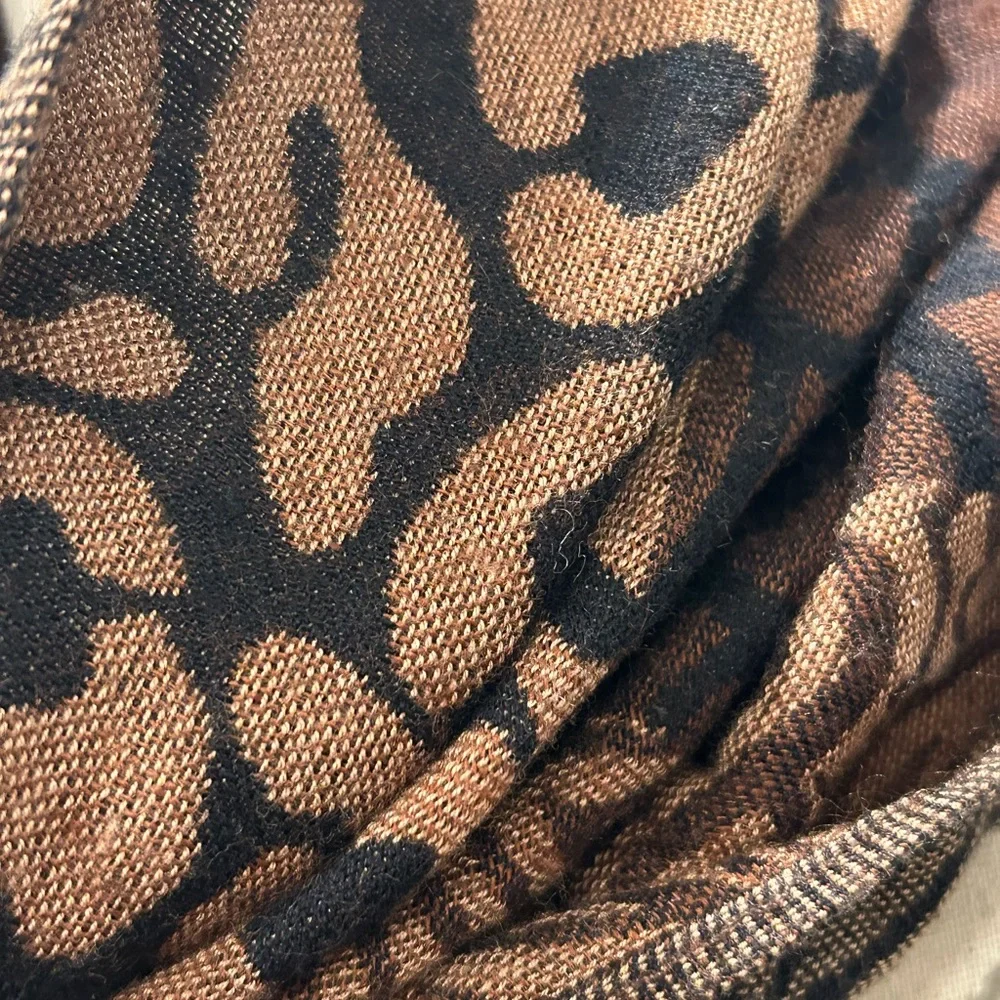 Brown Fringe Scarf Animal Prints Reversible Cheetah Tiger Zebra Patterns 21”x60”